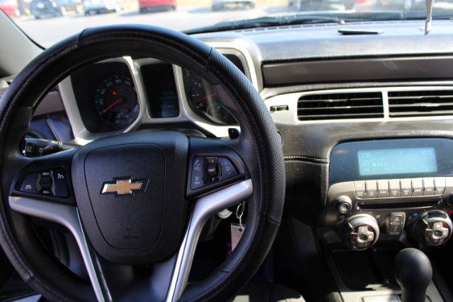 2015 Chevrolet Camaro 2LS Coupe
