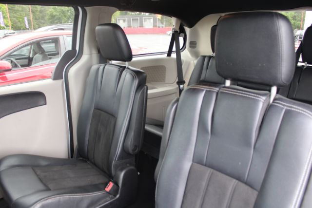 2019 Dodge Grand Caravan .