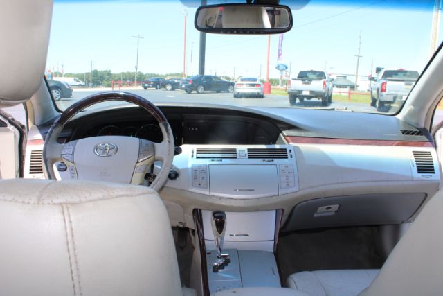 2010 Toyota Avalon Limited