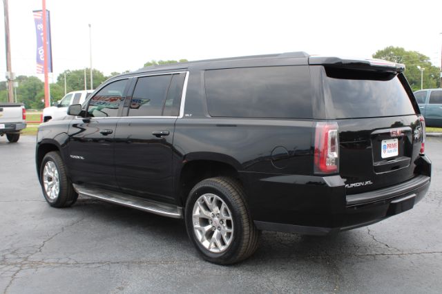 2015 GMC Yukon XL SLT 1/2 Ton 2WD