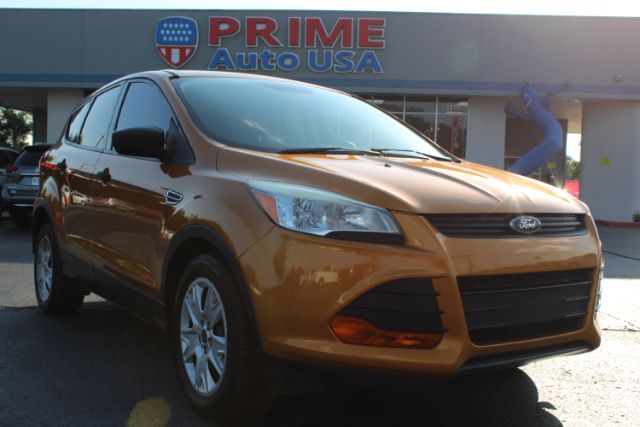 2016 Ford Escape S FWD