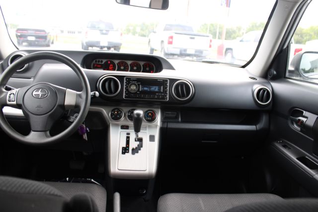 2008 Scion xB 4DR