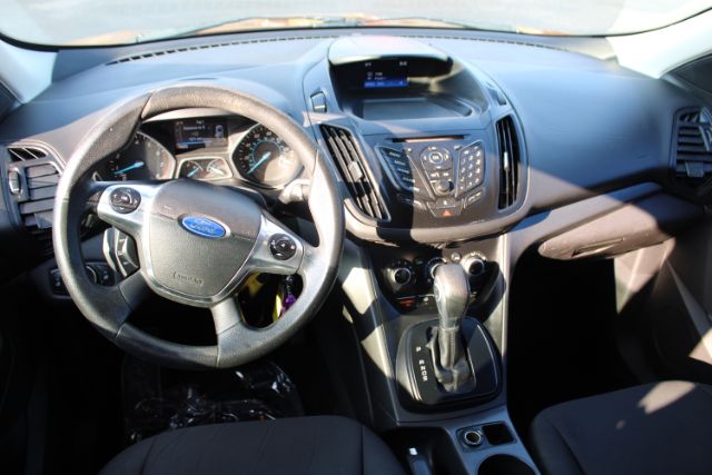 2016 Ford Escape S FWD