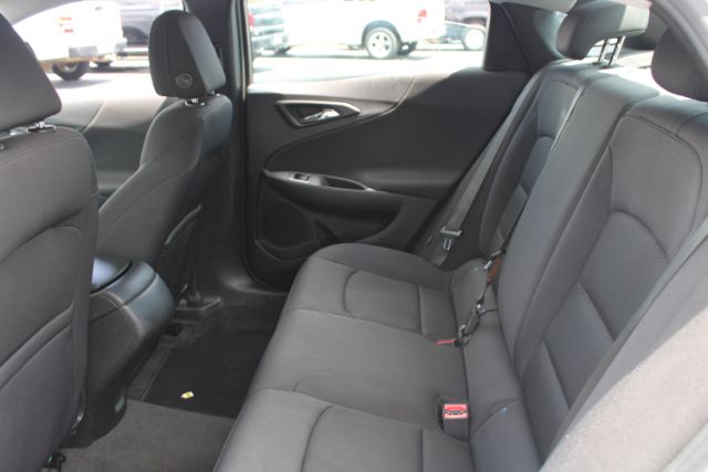 2021 Chevrolet Malibu FWD 1FL