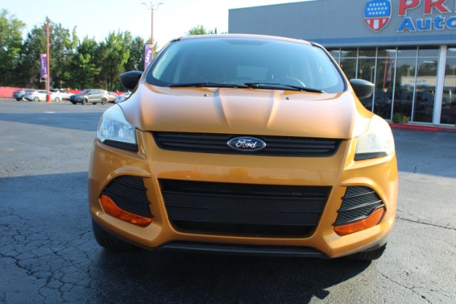 2016 Ford Escape S FWD