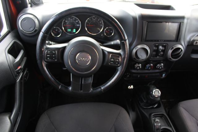 2014 Jeep Wrangler Unlimited Sport 4WD
