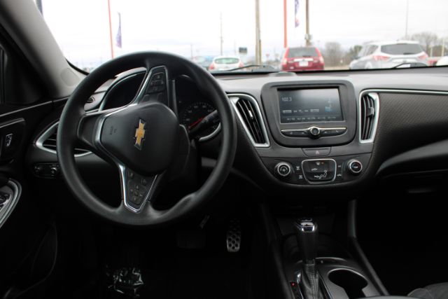 2017 Chevrolet Malibu LS