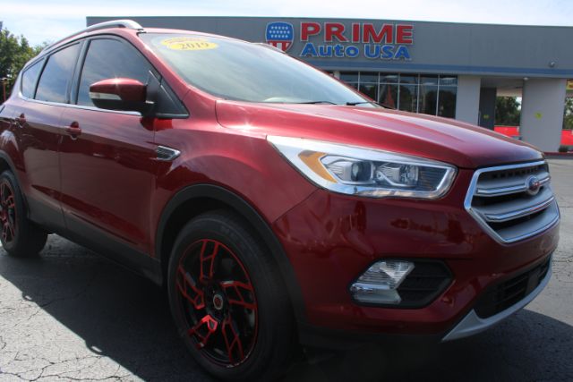 2019 Ford Escape Titanium FWD