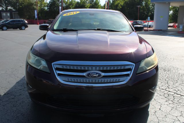 2011 Ford Taurus SEL FWD
