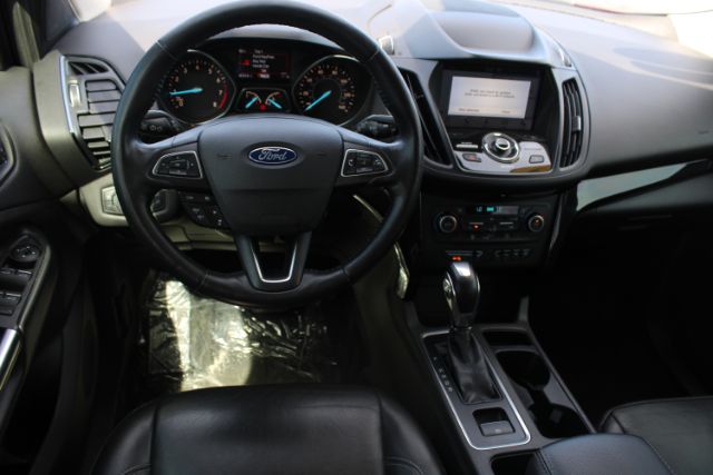 2019 Ford Escape Titanium FWD