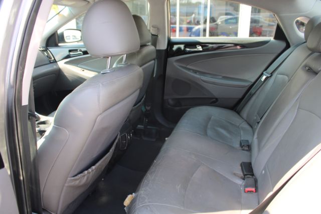 2012 Hyundai Sonata SE Auto
