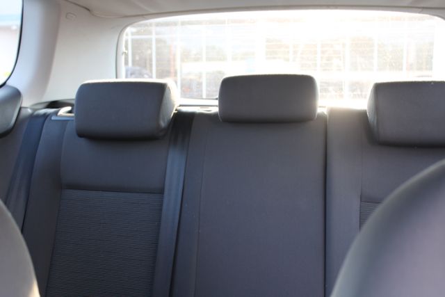 2009 Volkswagen Rabbit S