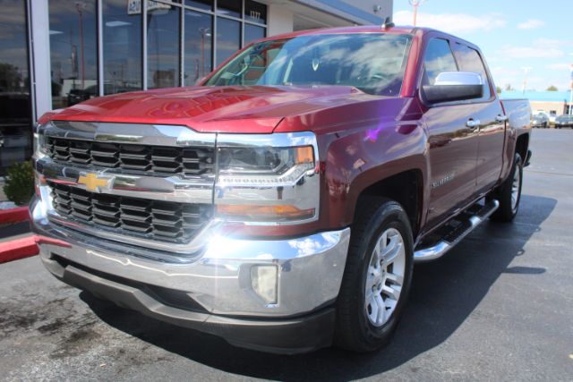 2017 Chevrolet Silverado 1500 LT Crew Cab 2WD