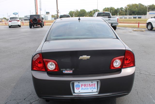 2011 Chevrolet Malibu 2LT
