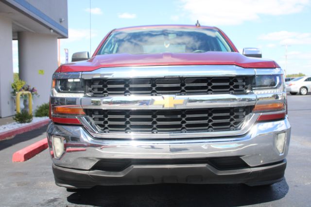 2017 Chevrolet Silverado 1500 LT Crew Cab 2WD