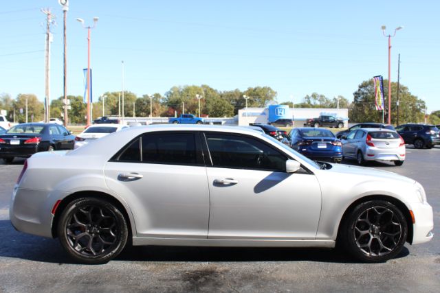 2020 Chrysler 300 S V6 RWD