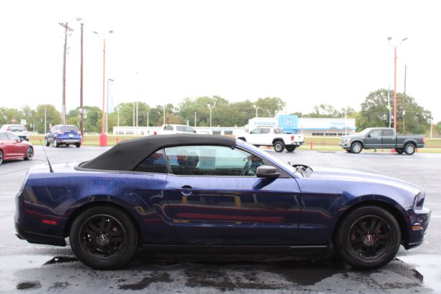 2012 Ford Mustang V6 Convertible
