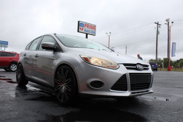 2014 Ford Focus se SE Hatch