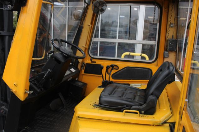 1999 Yale 8000 Pound Forklift GDP080 unknown