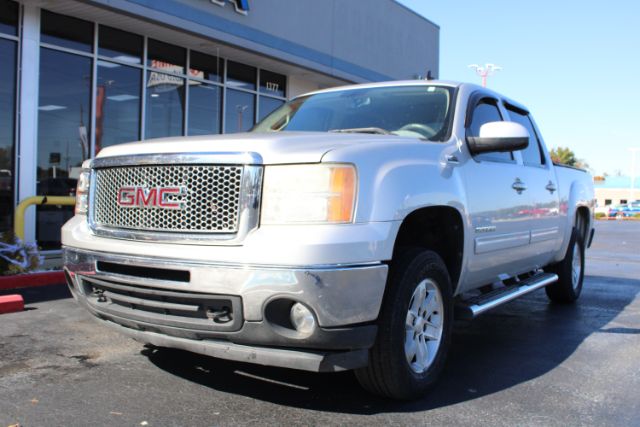 2010 GMC Sierra 1500 SLT Crew Cab 4WD