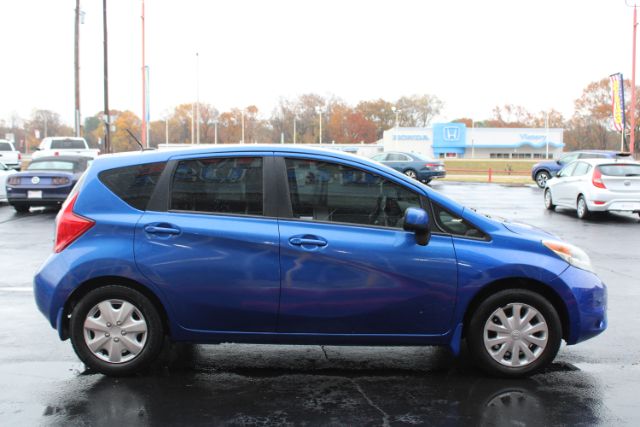 2014 Nissan Versa Note unknown