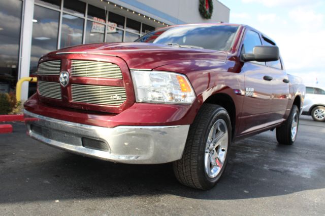 2018 RAM 1500 Tradesman Crew Cab 4