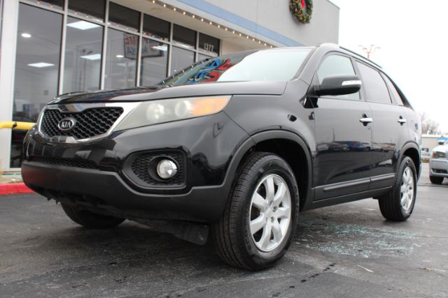 2011 KIA Sorento LX 2WD