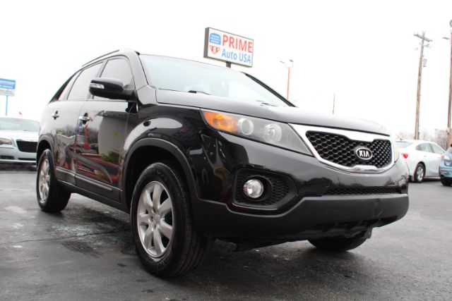 2011 KIA Sorento LX 2WD